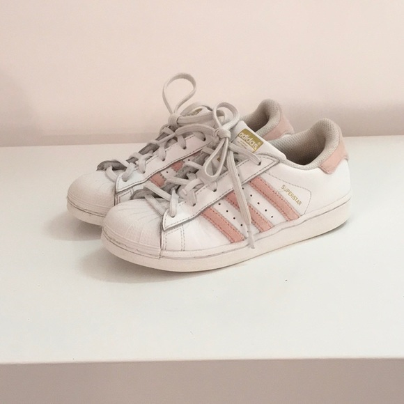 girls adidas tennis shoes